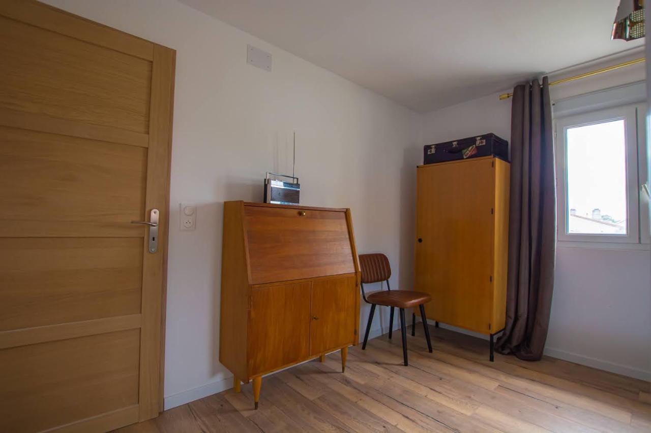 Emilie Une Nuit - 3 Chambres Au 2E Etage - Maison Avec Chats Vandieres  Exteriér fotografie