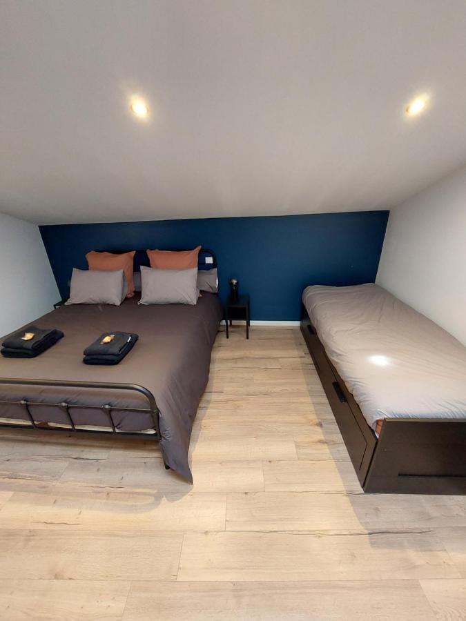 Emilie Une Nuit - 3 Chambres Au 2E Etage - Maison Avec Chats Vandieres  Exteriér fotografie